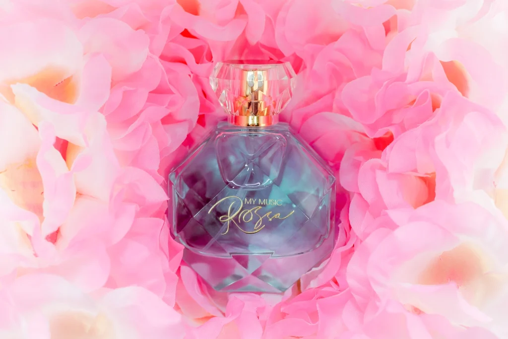 Rossa perfume beauty shoot